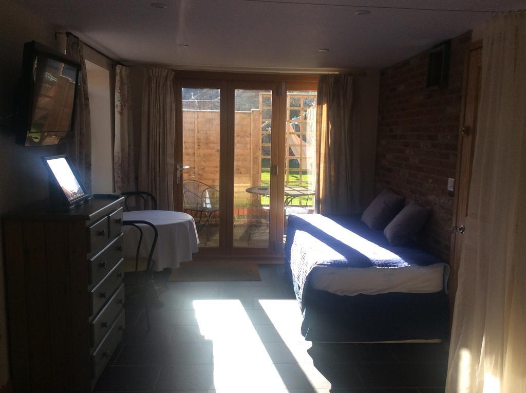 C Farmhouse Accommodation Alne Exterior photo